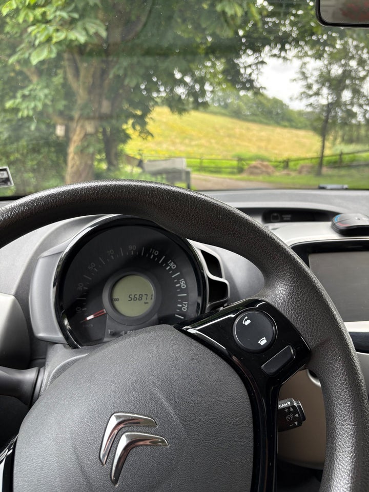 Citroën C1 1,2 PureTech Funky 5d