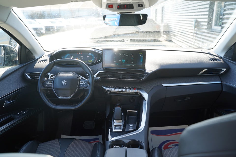 Peugeot 3008 1,6 Hybrid Allure Pack EAT8 5d