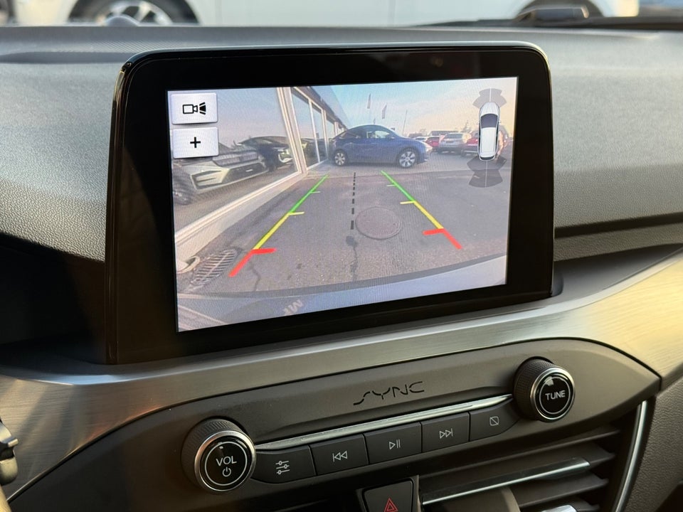 Ford Focus 1,0 EcoBoost Titanium 5d