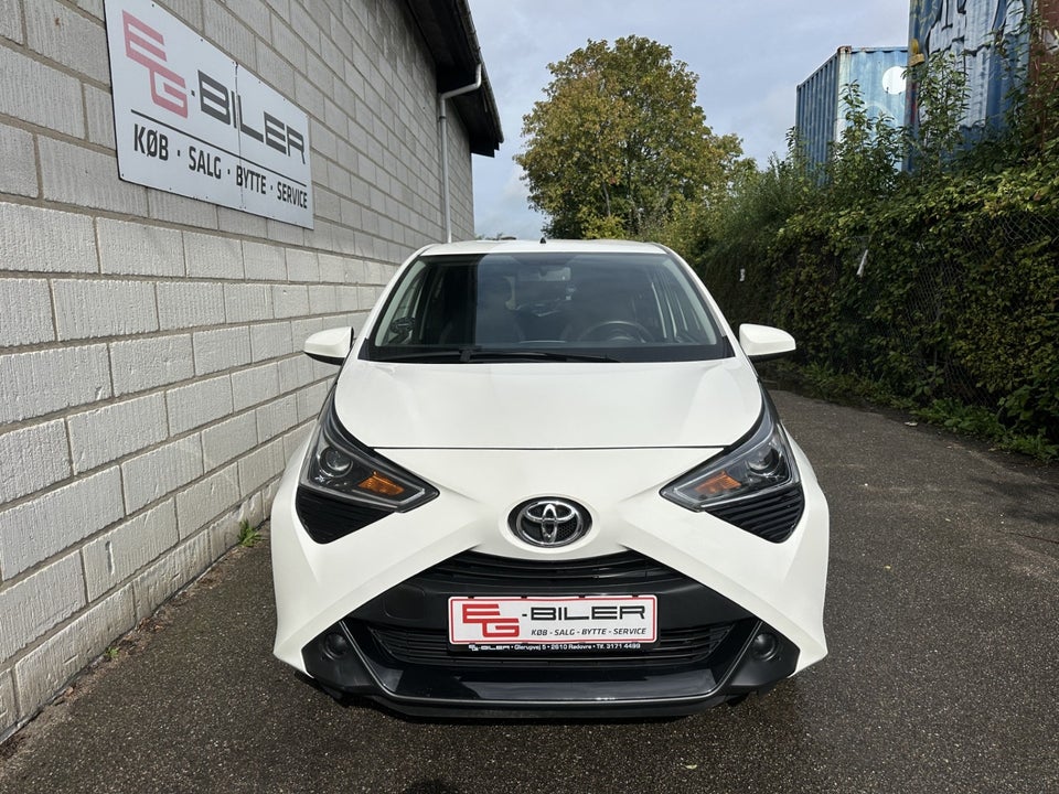 Toyota Aygo 1,0 VVT-i x-pression x-shift 5d