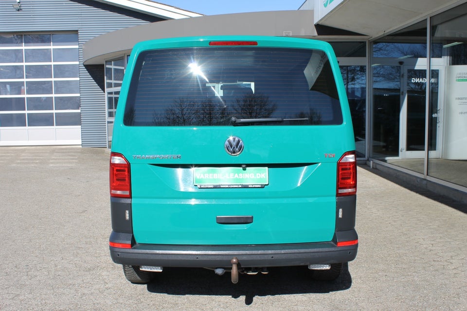 VW Transporter 2,0 TDi 204 Kassevogn kort