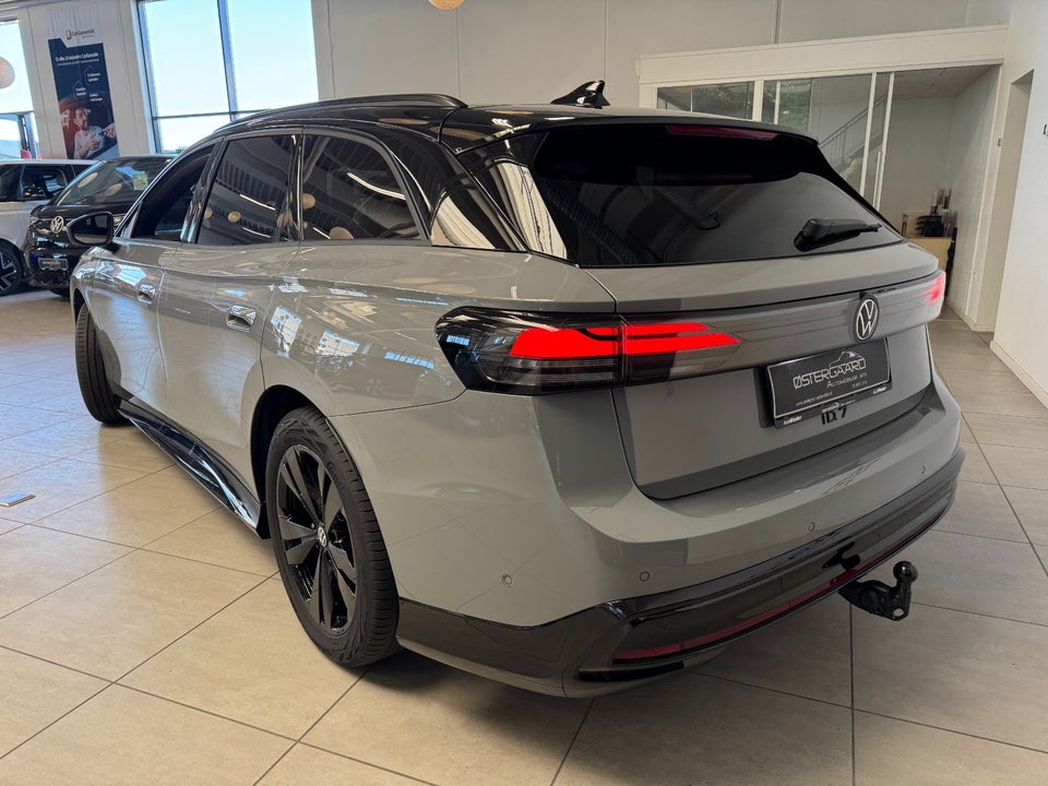 VW ID.7 77 Pro Tourer 5d