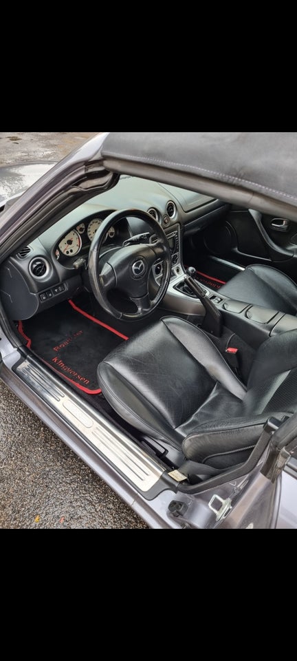 Mazda MX-5 1,8i  2d