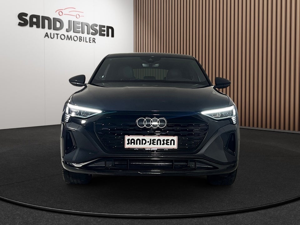 Audi Q8 e-tron 55 Advanced S-line quattro 5d