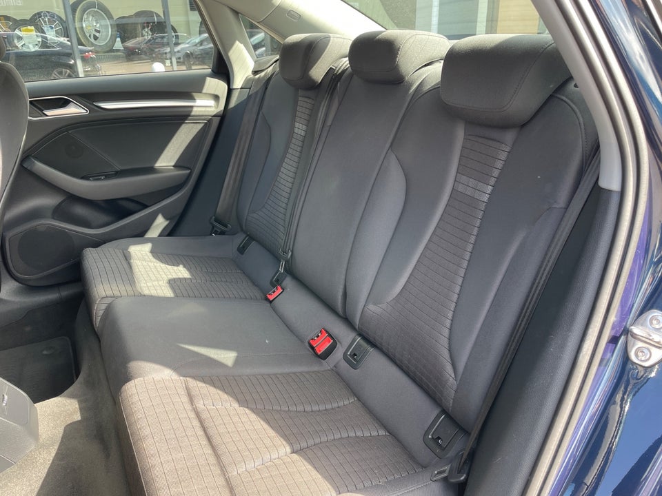 Audi A3 35 TFSi Sport 4d