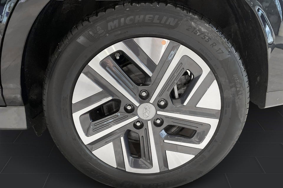 Hyundai Kona 39 EV Select 5d