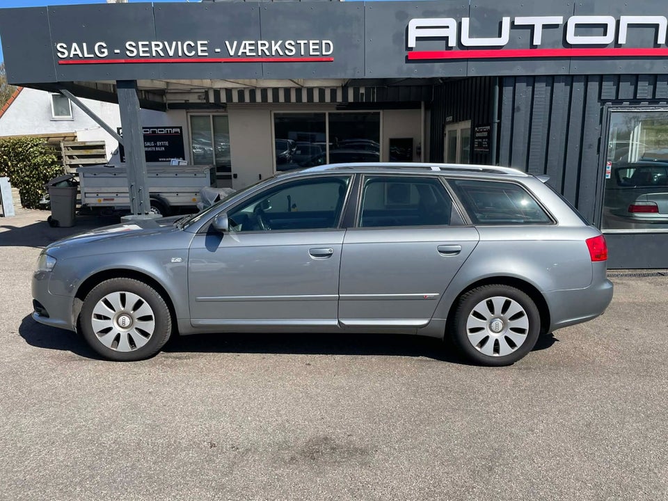 Audi A4 2,0 S-line Avant 5d