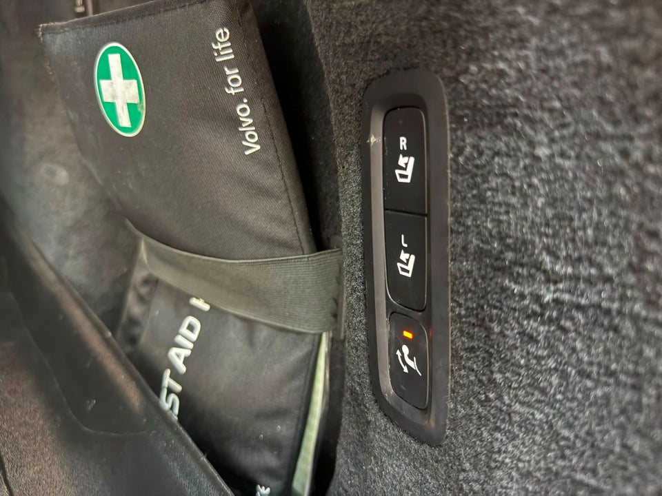 Volvo V90 2,0 D3 150 Momentum aut. 5d