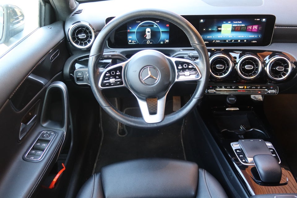 Mercedes A200 1,3 Progressive aut. 5d