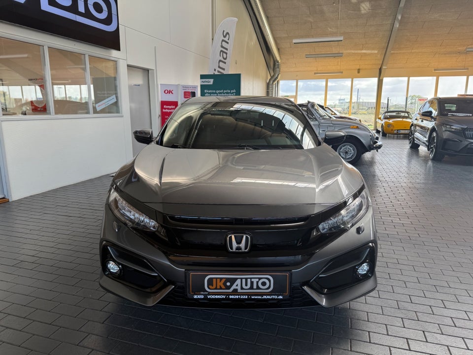 Honda Civic 1,0 VTEC Turbo Elegance CVT 5d