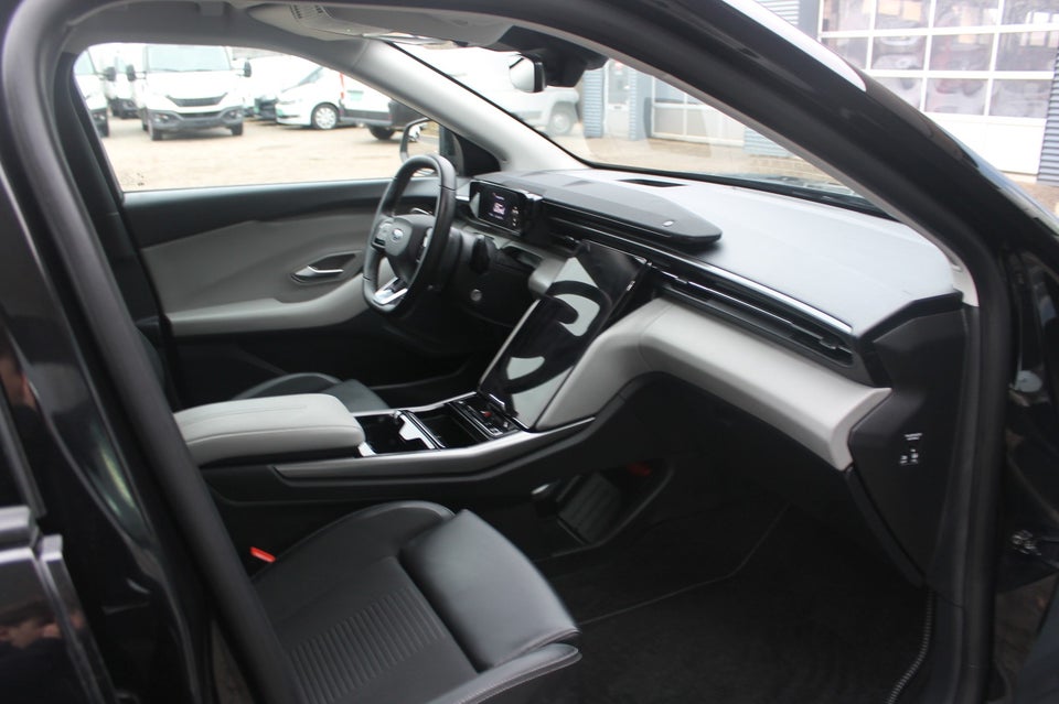 Ford Explorer 79 Premium Extended Range AWD 5d