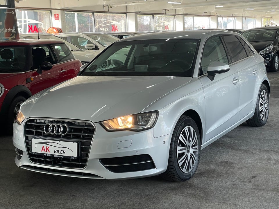 Audi A3 1,6 TDi 110 Ambition Sportback S-tr. 5d