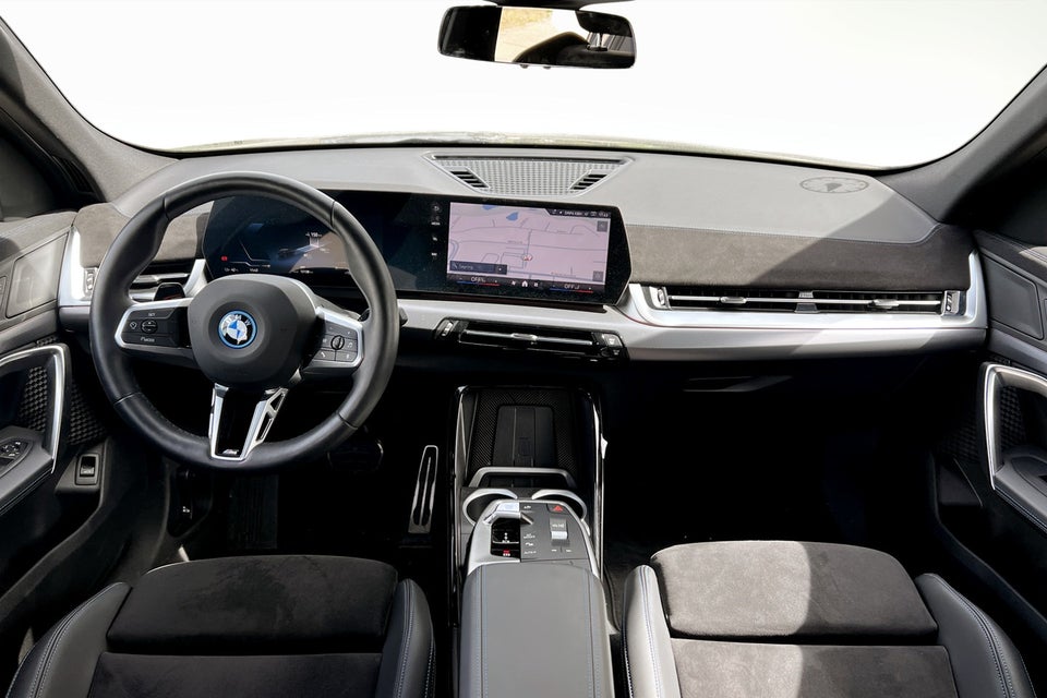 BMW iX2 eDrive20 M-Sport Premium 5d