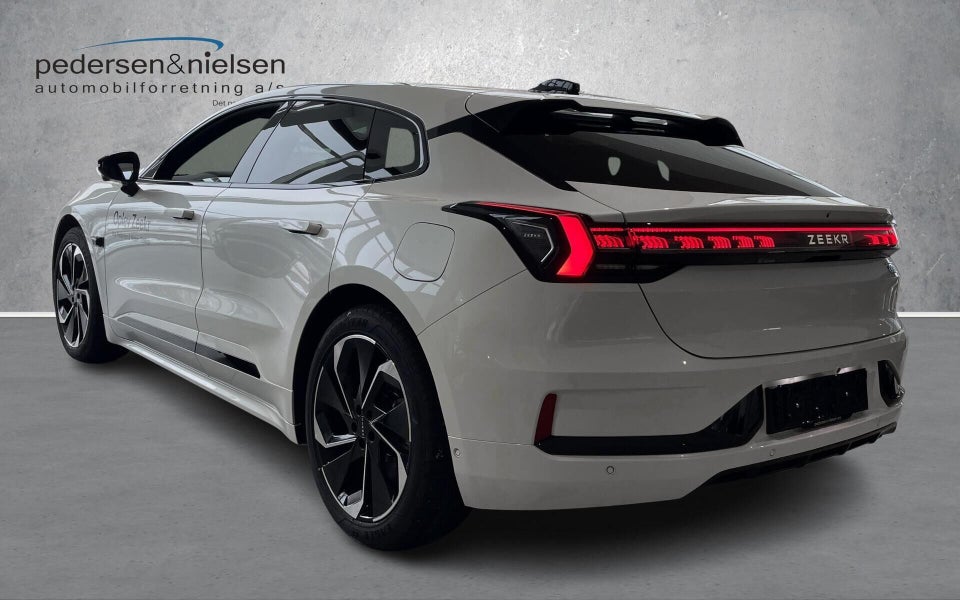 Zeekr 001 Long Range RWD 5d