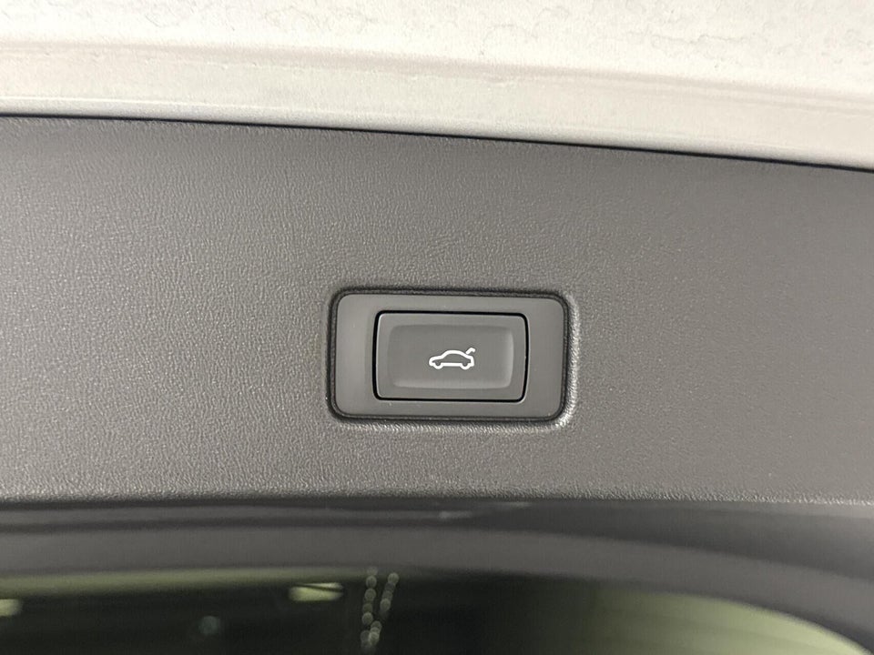 Audi Q4 e-tron 45 Progress quattro 5d