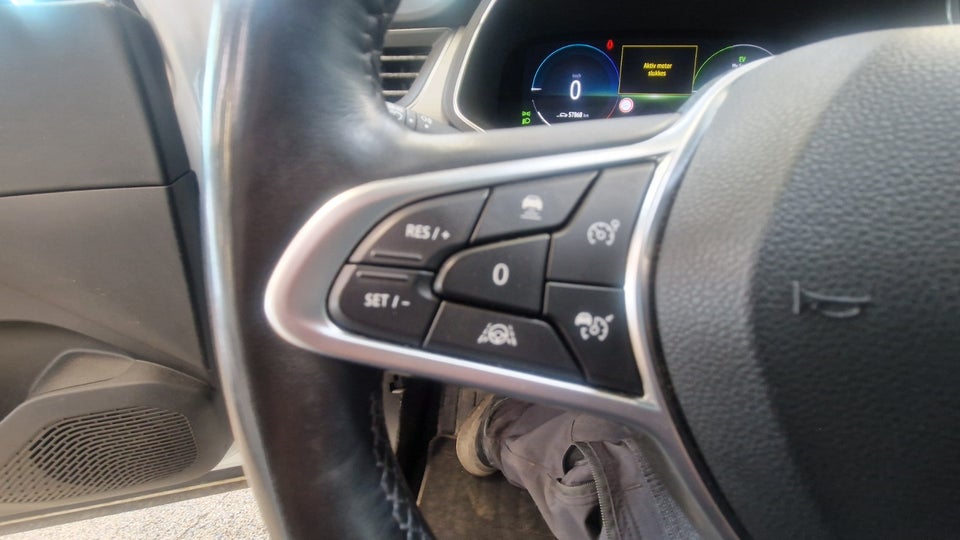 Renault Captur 1,6 E-Tech Intens 5d