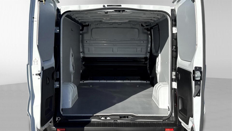 Renault Trafic 2,0 dCi 130 L2H1 Tekno