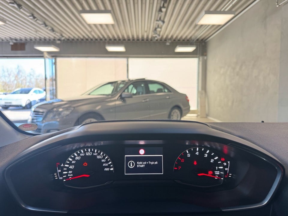 Peugeot 208 1,2 PureTech 100 Evolution 5d