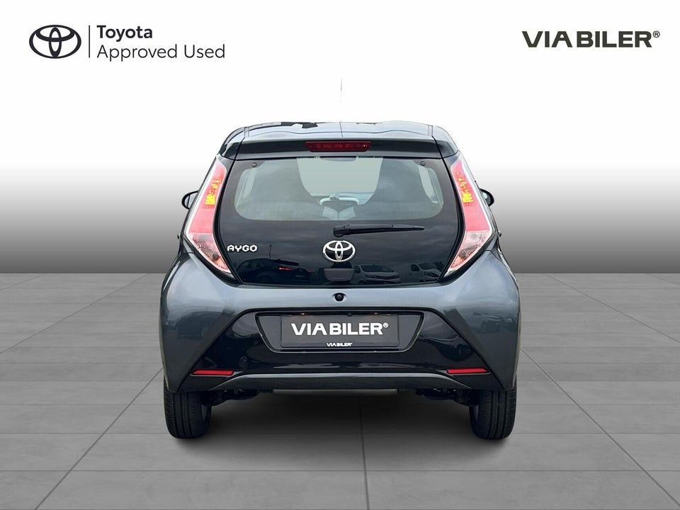 Toyota Aygo 1,0 VVT-i x-play x-shift 5d