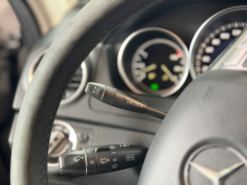 Mercedes C200 2,2 CDi Avantgarde stc. BE 5d