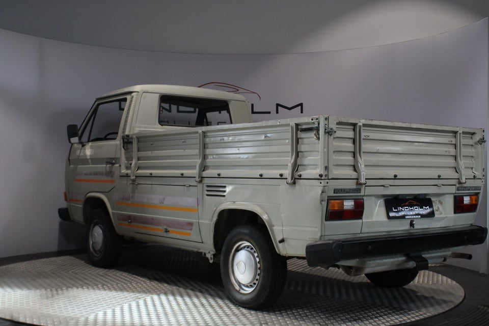 VW Transporter Pick-up 2d
