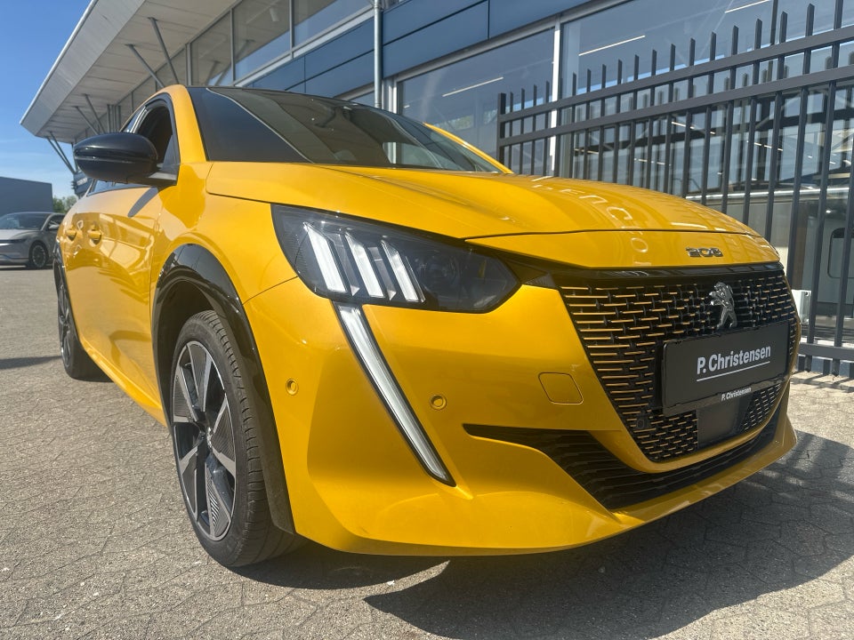 Peugeot e-208 50 GT Pack 5d