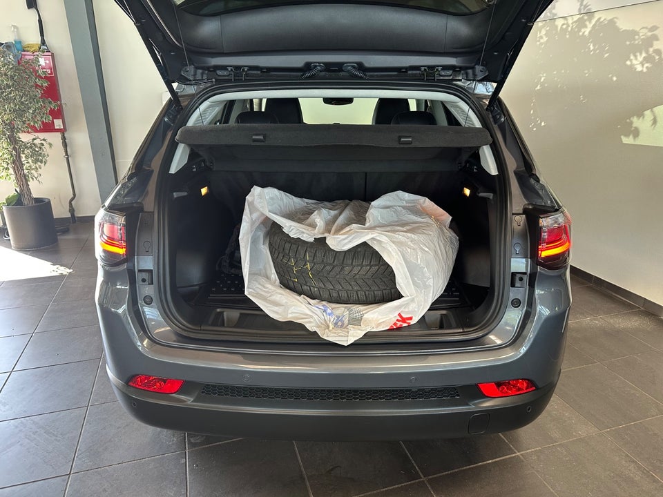 Jeep Compass 1,3 4xe Night Eagle aut. 4x4 5d