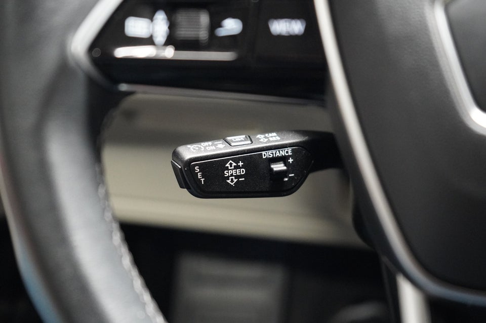 Audi Q8 e-tron 55 Prestige quattro 5d