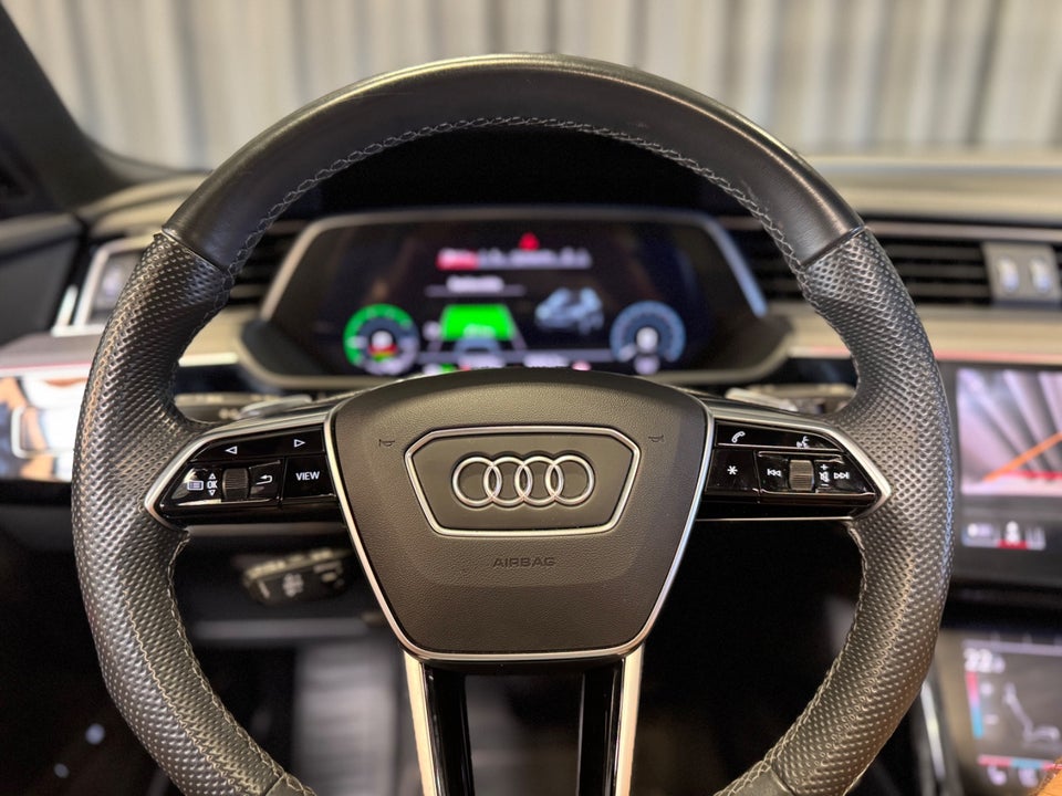 Audi e-tron S quattro 5d