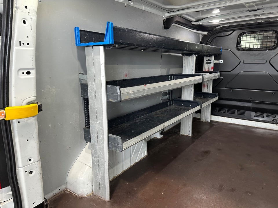 Ford Transit Custom 300 L2 2,0 TDCi 170 Active aut.