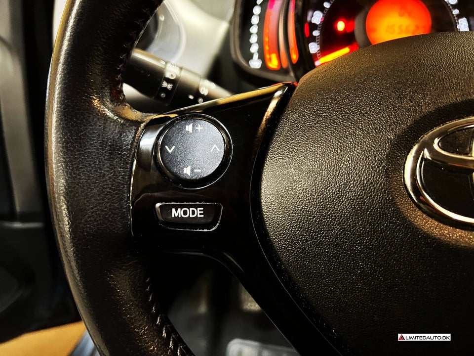 Toyota Aygo 1,0 VVT-i x-pression 5d