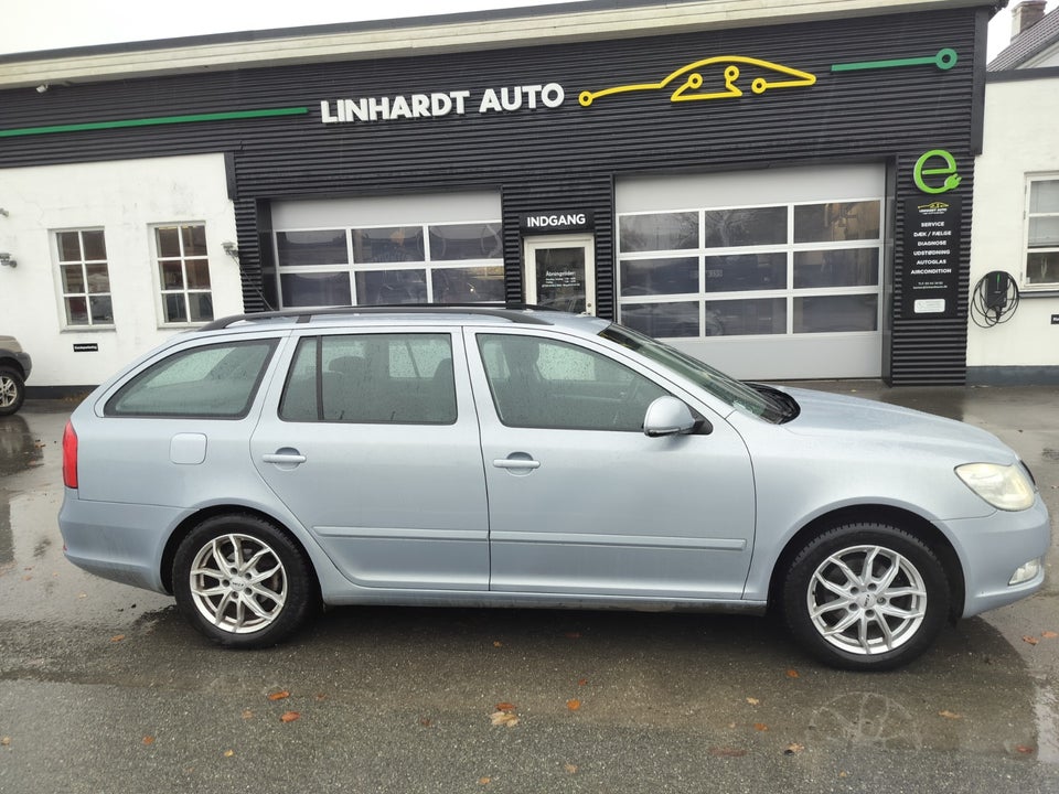 Skoda Octavia 1,4 TSi 122 Elegance Combi DSG 5d