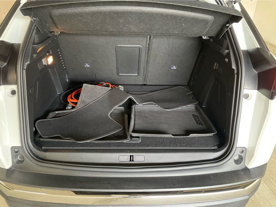Peugeot 3008 1,6 Hybrid Allure Pack EAT8 5d