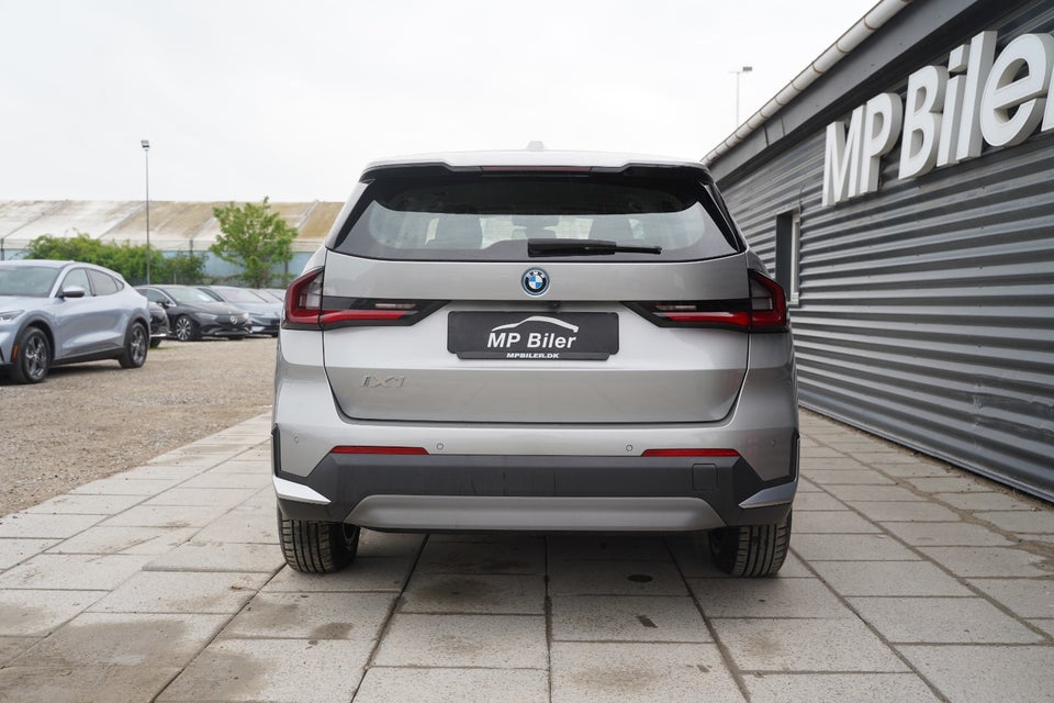 BMW iX1 xDrive30 5d