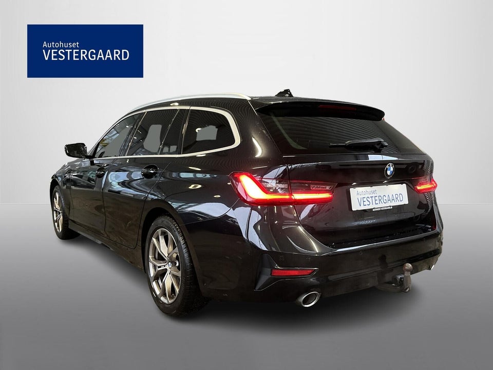 BMW 320d 2,0 Touring Connected aut. 5d