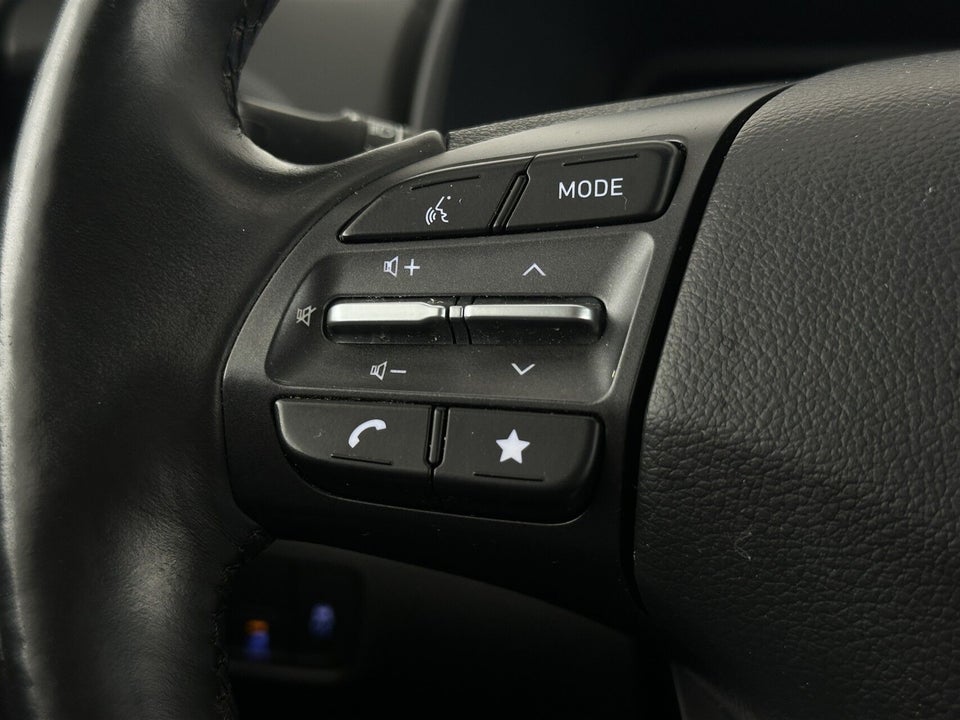 Hyundai Kona 64 EV Essential 5d