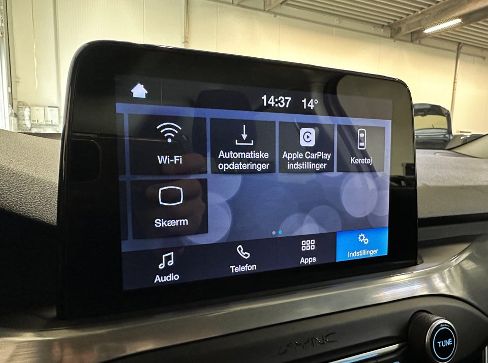 Ford Focus 1,0 EcoBoost Titanium Business stc. 5d