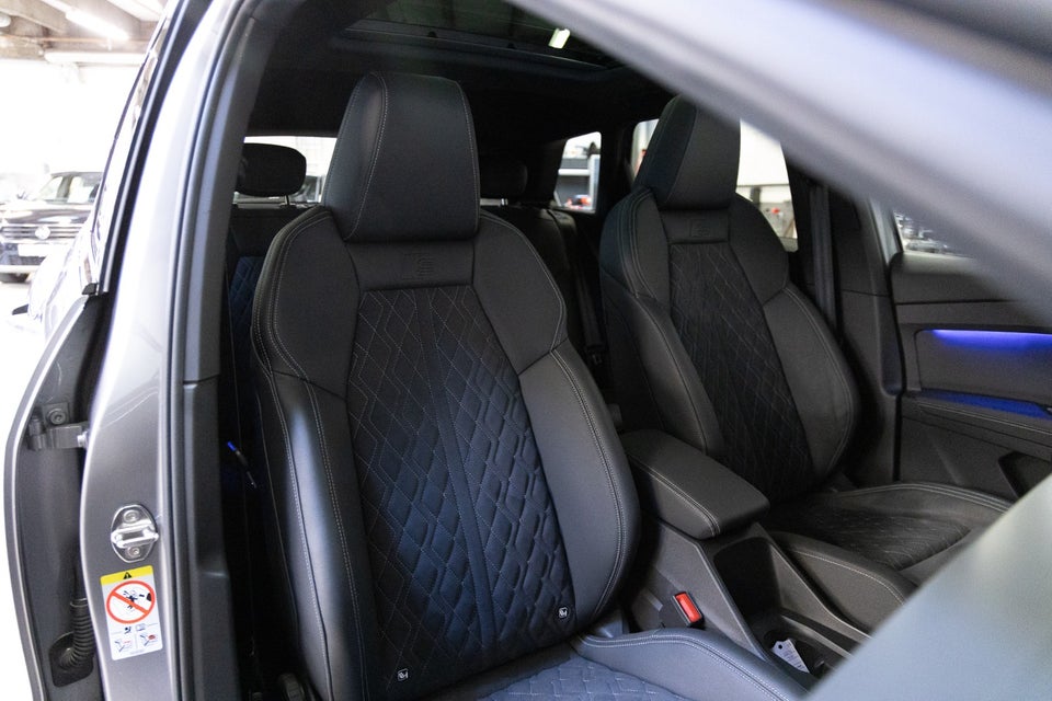 Audi Q4 e-tron 40 S-line 5d