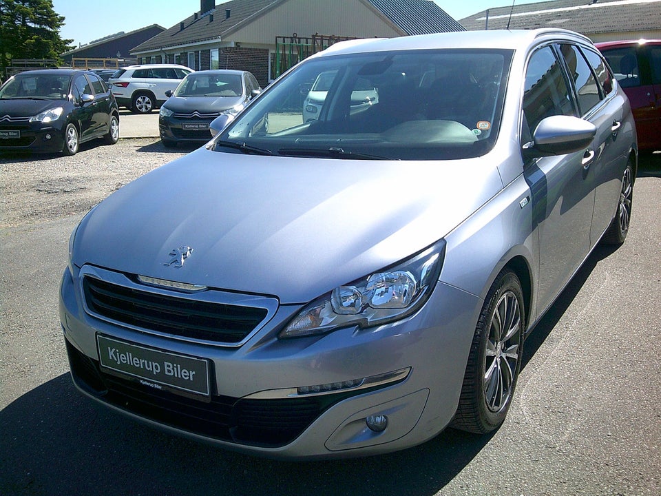 Peugeot 308 1,6 BlueHDi 120 Style SW 5d