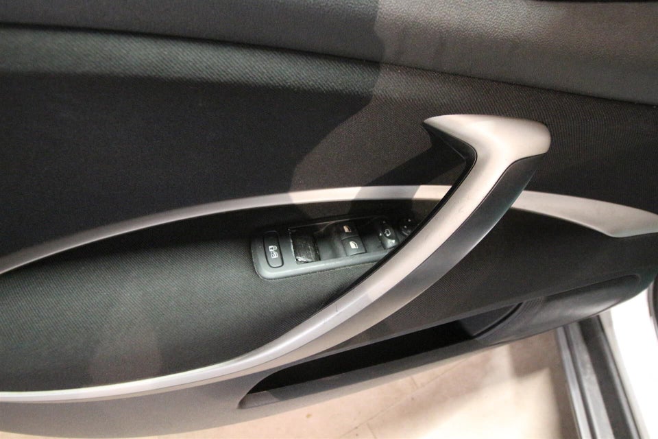 Citroën C5 2,0 HDi 140 Seduction Tourer 5d