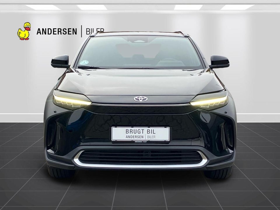 Toyota bZ4X Executive 5d