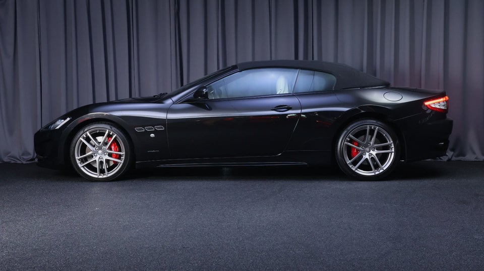 Maserati GranCabrio 4,7 Sport aut. 2d