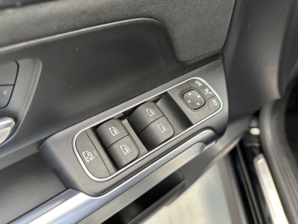 Mercedes EQB250+ AMG Line 5d