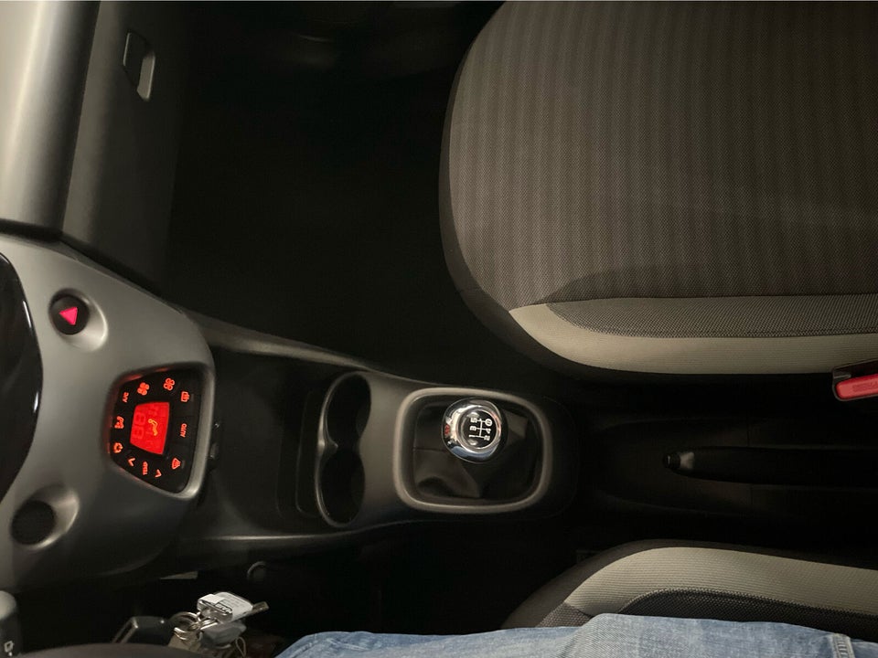 Toyota Aygo 1,0 VVT-i x-pression 5d