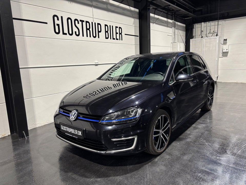 VW Golf VII 1,4 GTE Highline DSG 5d