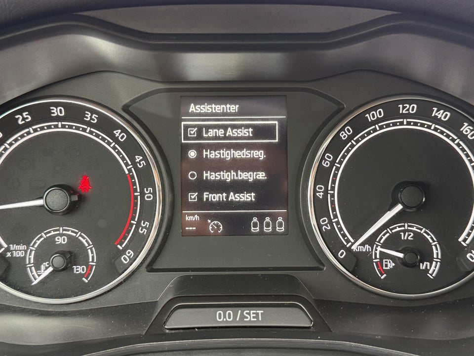 Skoda Kamiq 1,6 TDi 115 Ambition DSG 5d