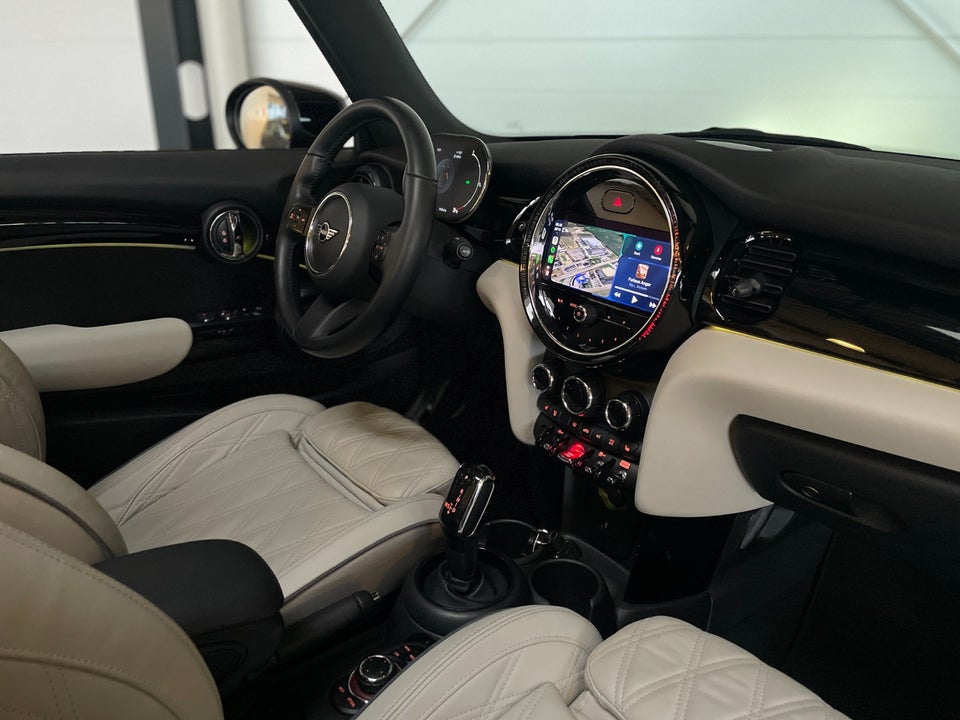 MINI Cooper 1,5 Essential Cabriolet aut. 2d