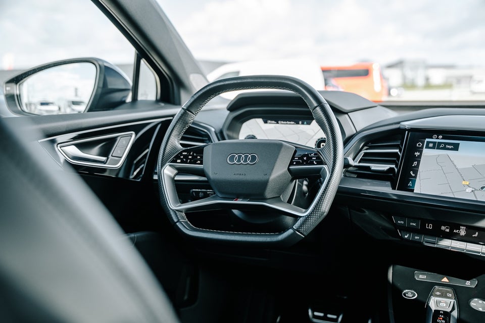 Audi Q4 e-tron 40 S-line Sportback 5d