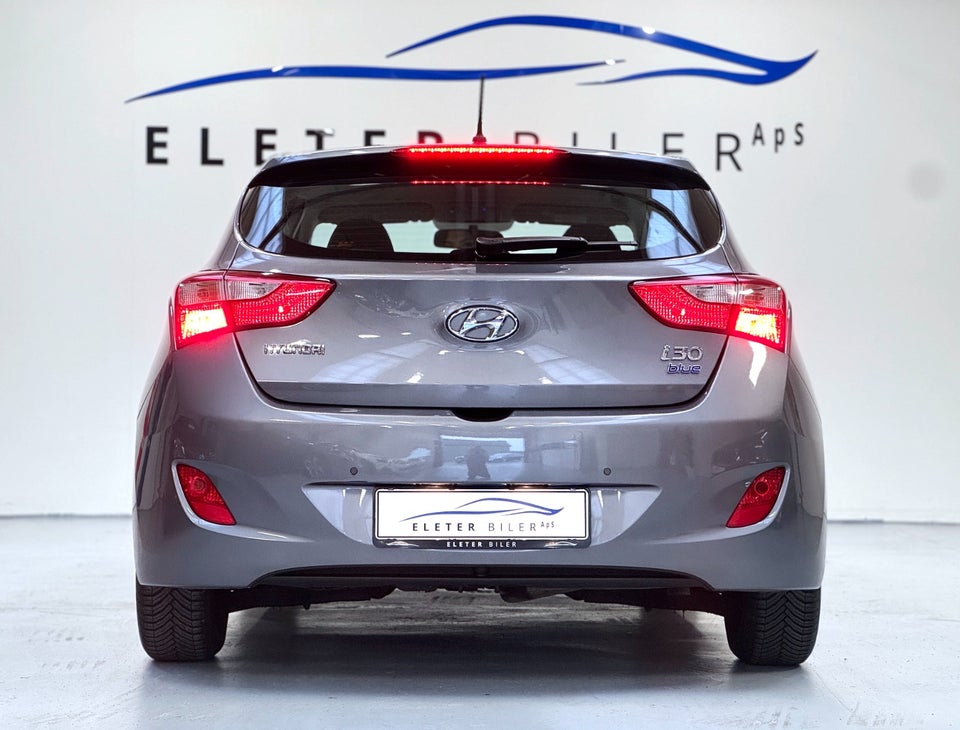 Hyundai i30 1,6 CRDi 110 XTR Eco 5d