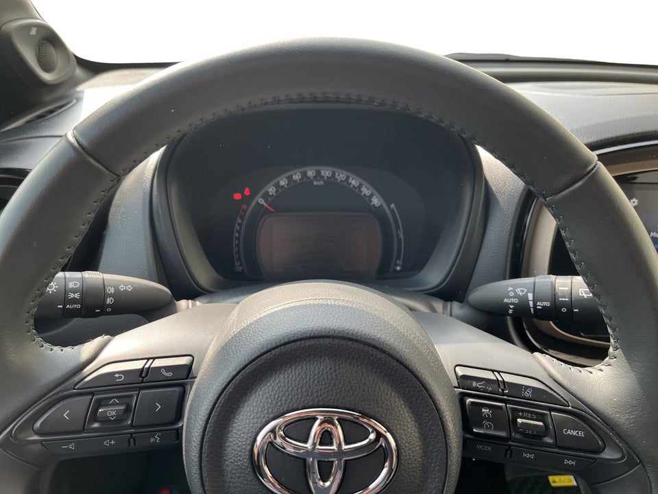Toyota Aygo X 1,0 Envy 5d